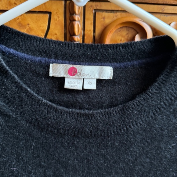 Boden black cashmere sweater in size 34/0/XS - Picture 5 of 6